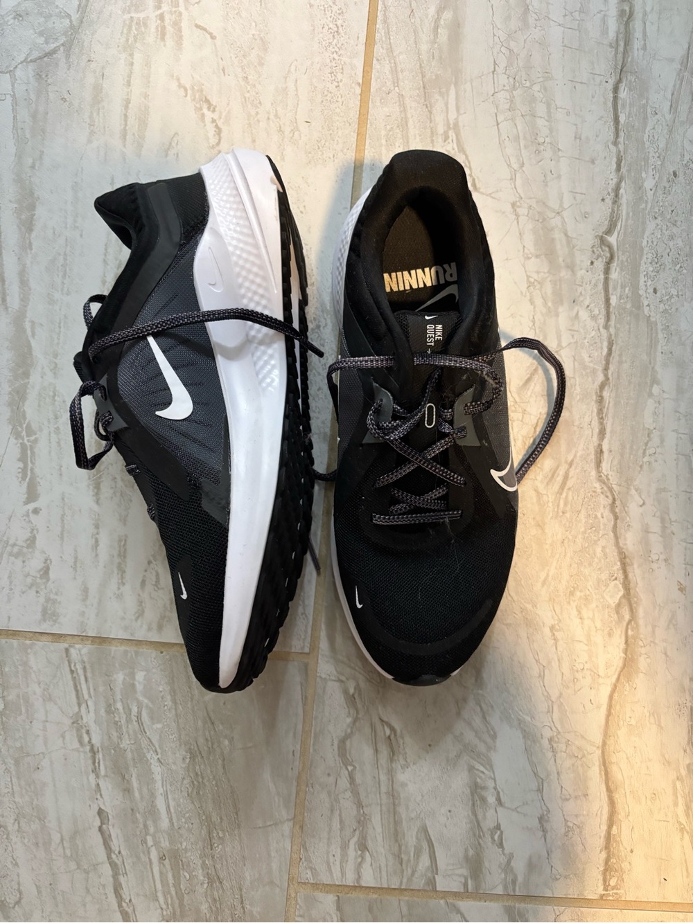 Nike Black and White Women's Athletic Running Shoes